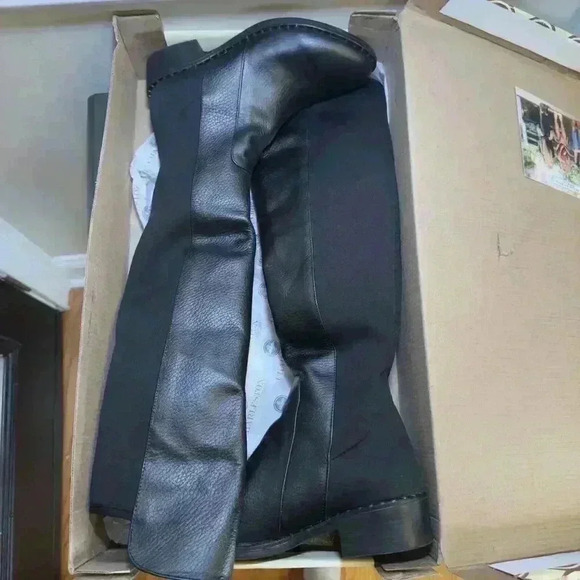 Charleston Shoe Co. Black Learher Soho Boots W/ Weitzman Studded Gold Accent 6 - Picture 11 of 13